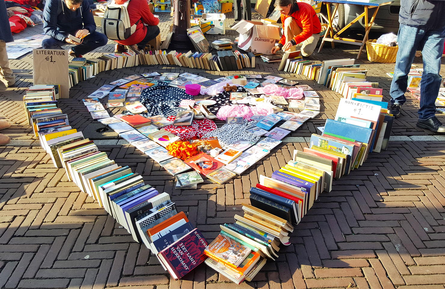 Books on the market on Waterlooplein