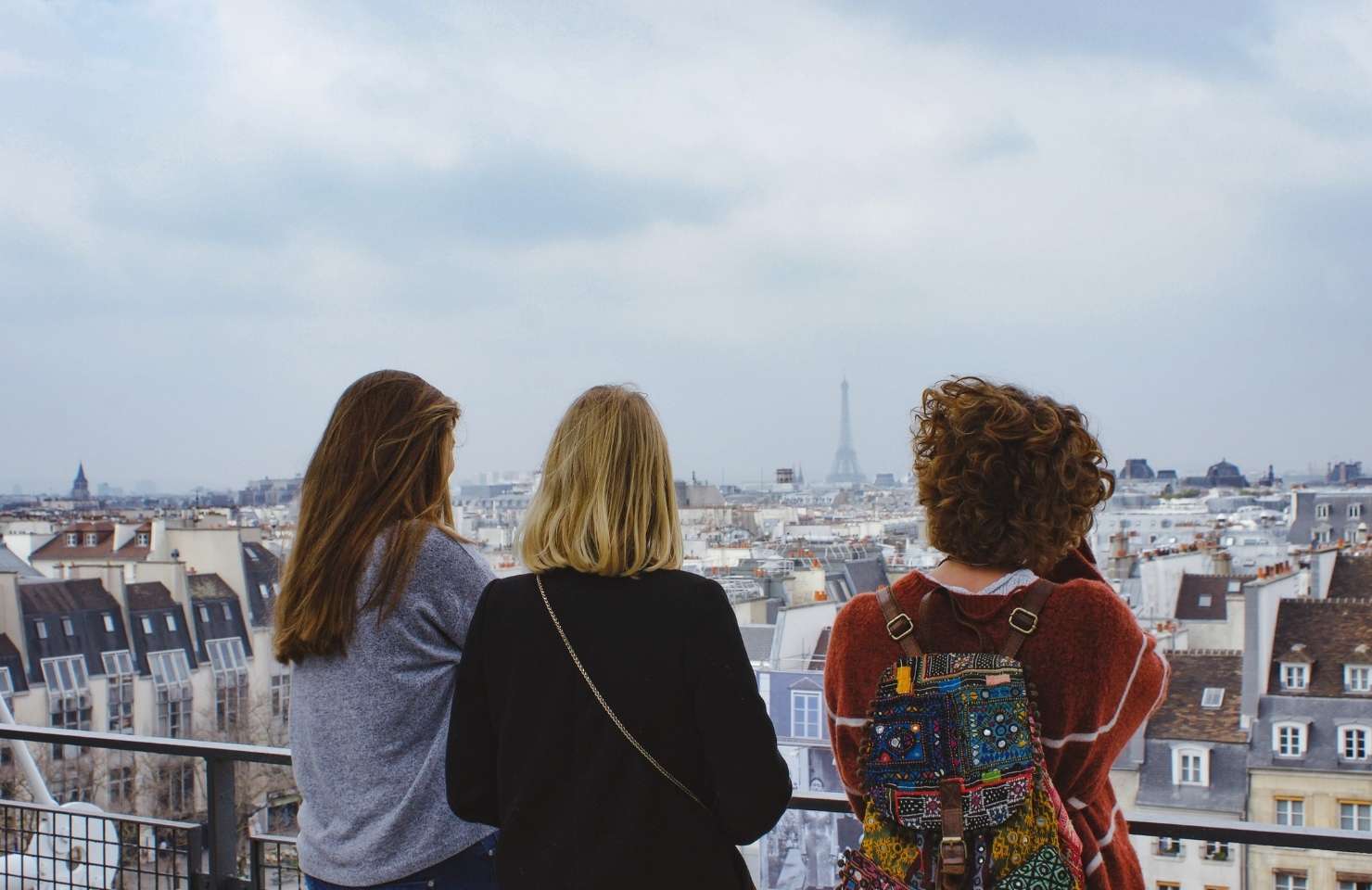 trois copines a paris 