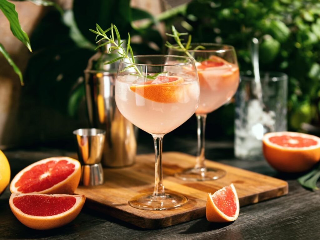 dégustation de gin comme expérience cadeau unique pour les parents