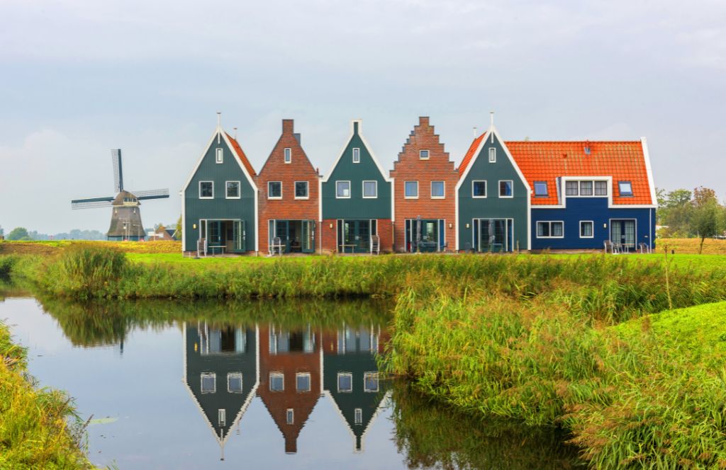 visit the volendam museum as one of the best dutch museums