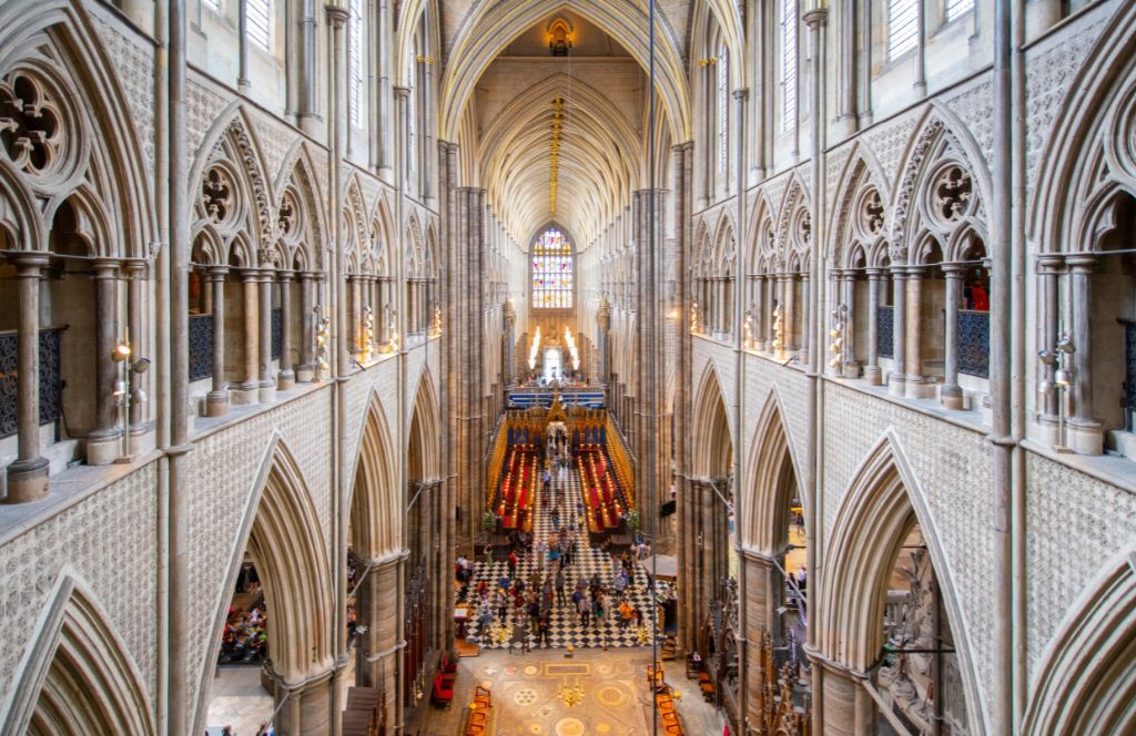 redeem your activity gift card on a guided tour of westminster abbey - one of the best london experience gifts
