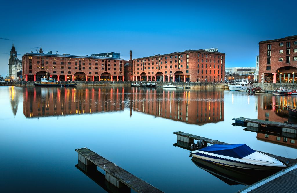 albert dock in liverpool