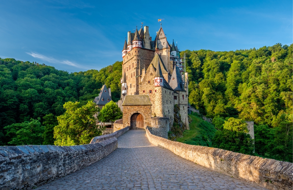 Blick auf die Burg Eltz