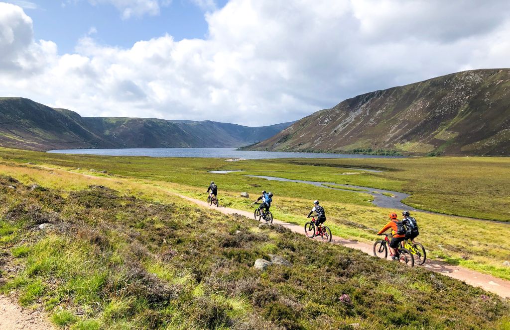 cycling is one of the best free uk summer holiday activities