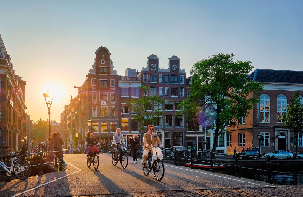 go to amsterdam for your hen weekend